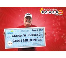 Печенье с предсказаниями принесло мужчине 344 млн долларов. Фото: Powerball Lottery