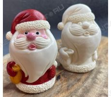 Фигурки Деда Мороза из белого шоколада с росписью