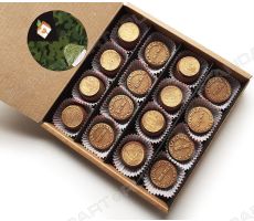 Шоколадные конфеты в форме монет в картонной коробке с лого